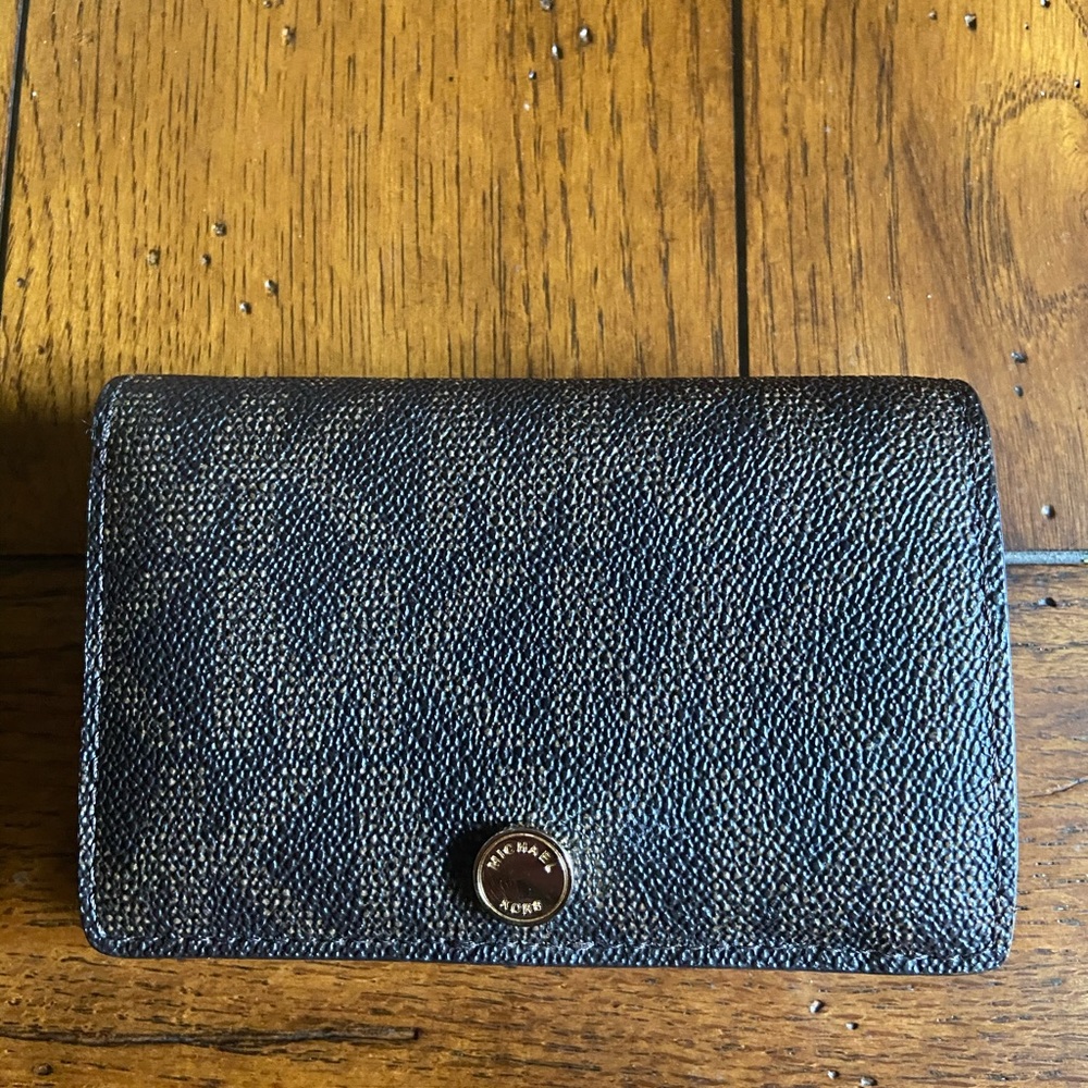 MK wallet
